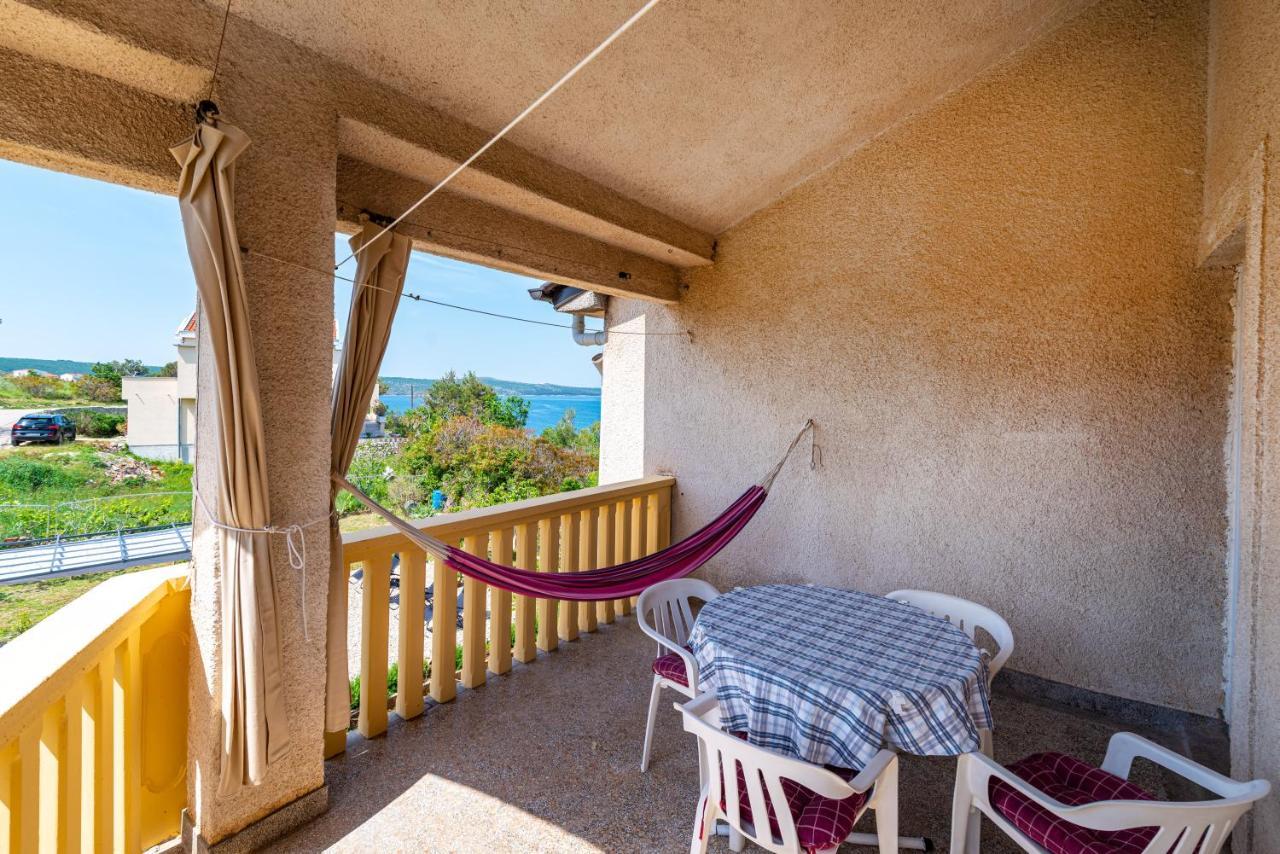 Apartment Sea And Mountain With Pool Novigrad  Exteriör bild